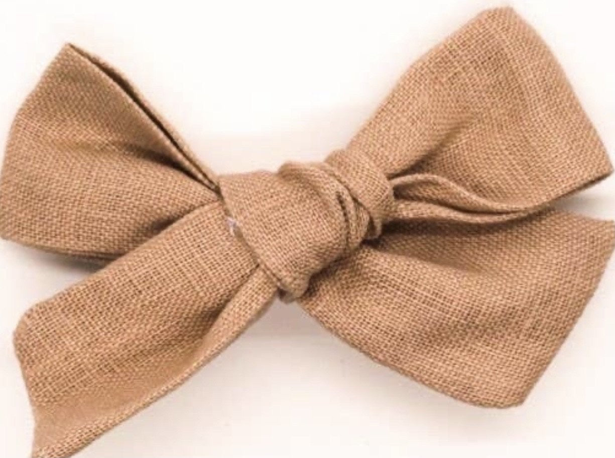 Harper Linen Clip/Bow - Mocha